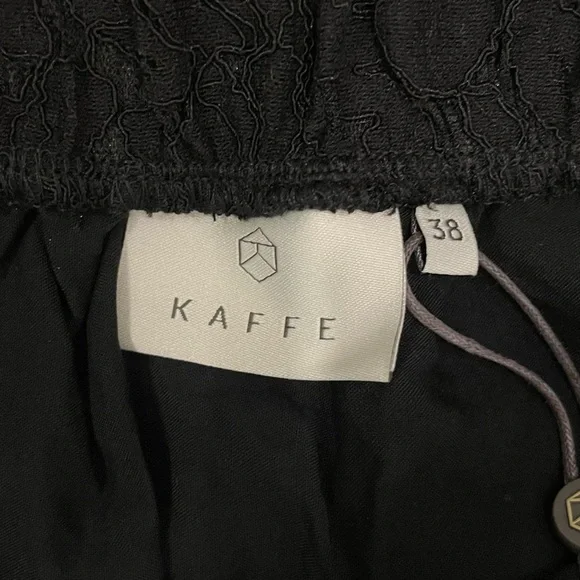 NWT KAFFE KAnomi Lace Skirt Size Medium (Danish 38) Elastic Waist Half Lining - Picture 15 of 15